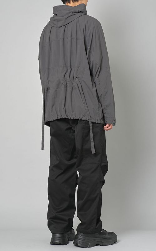 ニュートラルフーデッドブルゾン