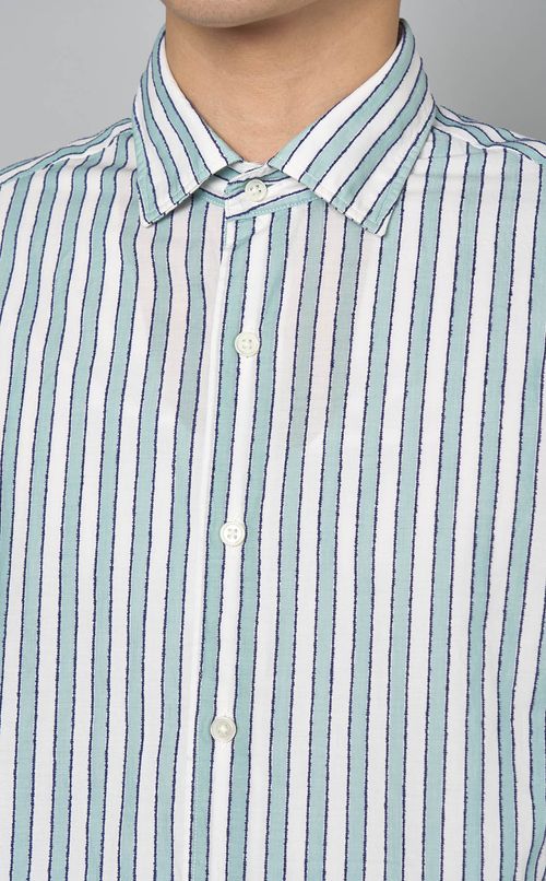 ワイドスプレッドカラーシャツ