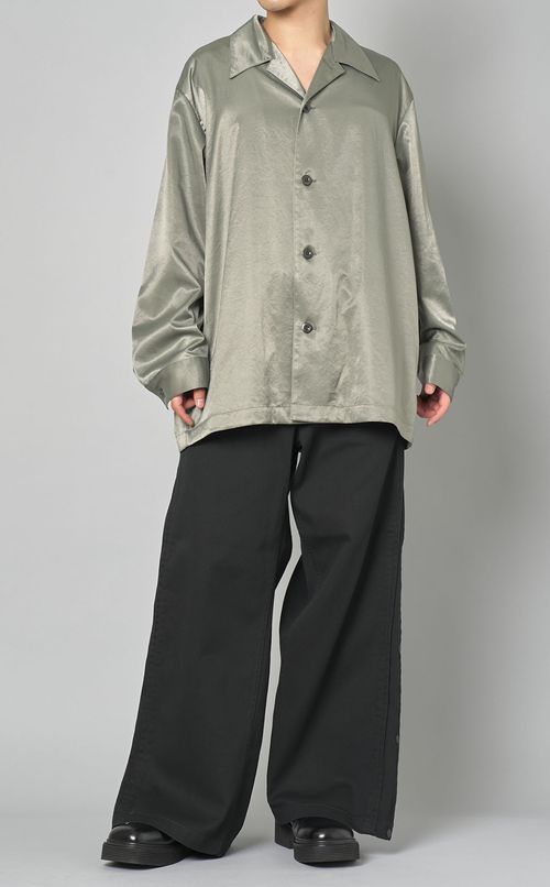サテンオープンカラーシャツ