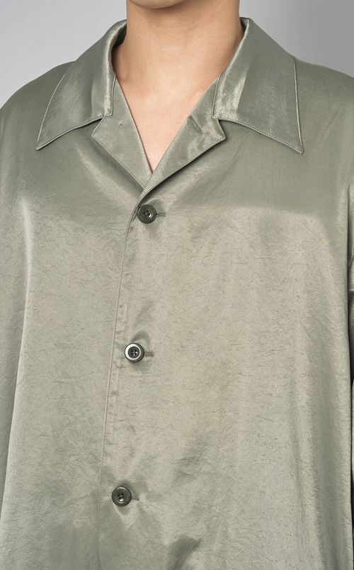 サテンオープンカラーシャツ