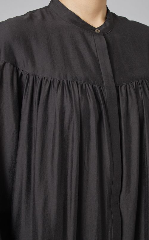 ボリュームスリーブティアードワンピース