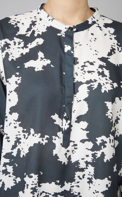 プリントブラウス