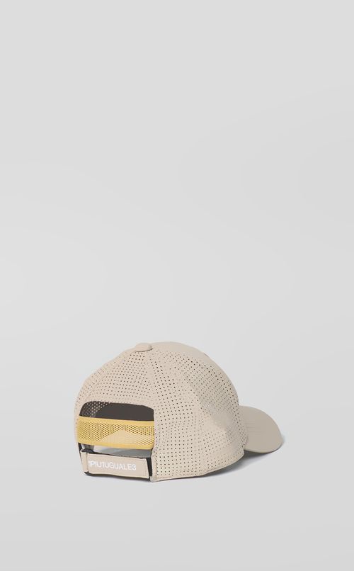 エンブロイダリーロゴキャップ