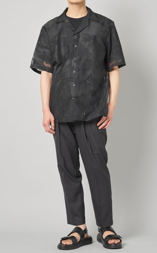 オープンカラーシャツ