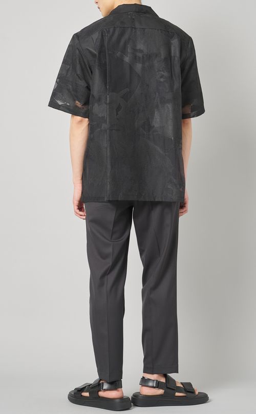 オープンカラーシャツ