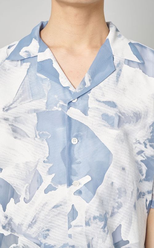 オープンカラーシャツ