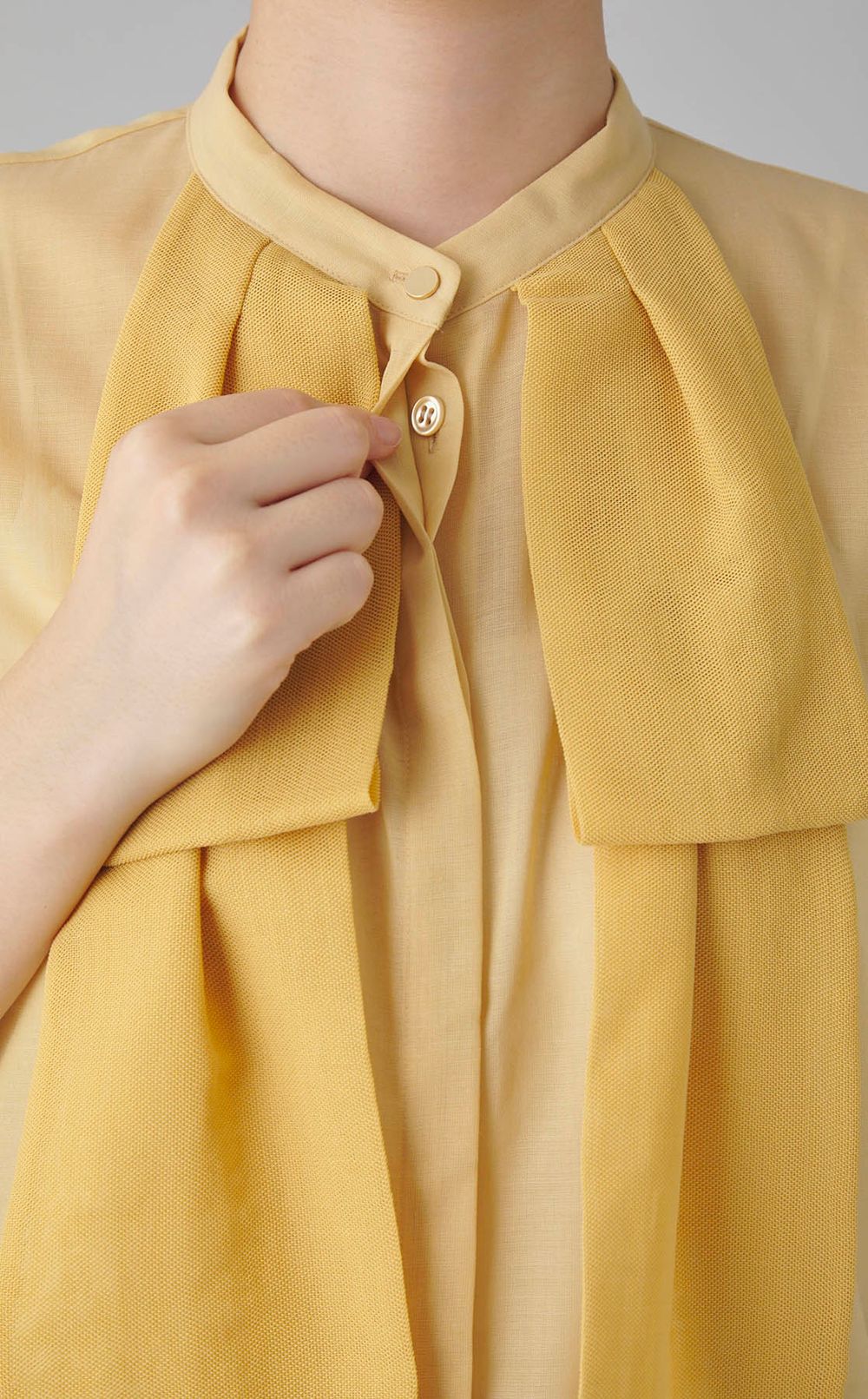 シアーウールビックボウタイブラウス