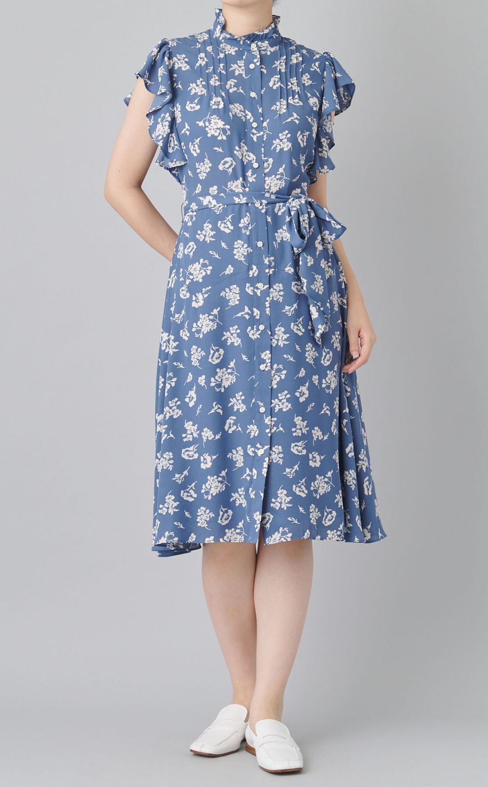 フラワープリントフレアスリーブドレス