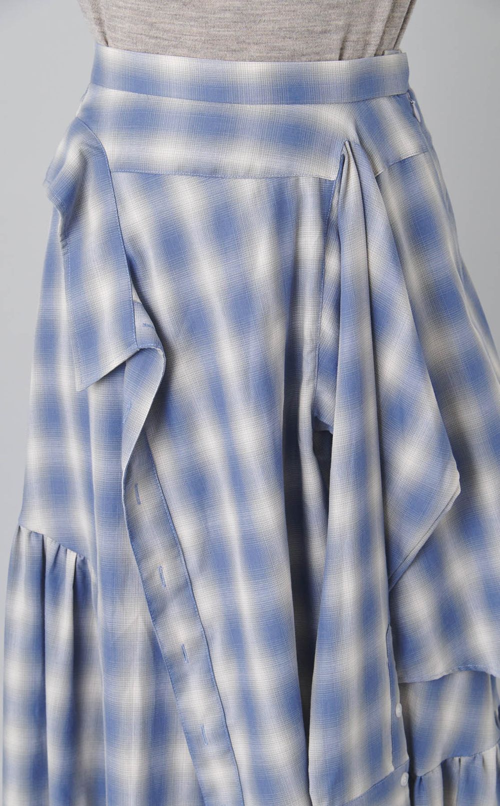 シャツドッキングチェックスカート