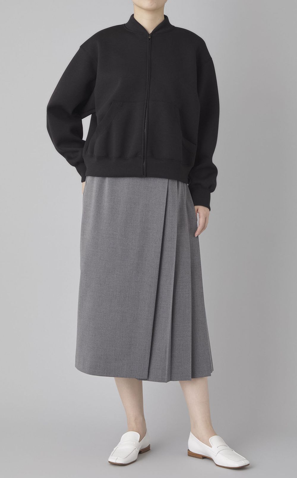 ボリュームスリーブジップアップブルゾン