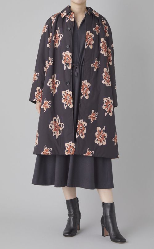 フラワープリントステンカラーコート