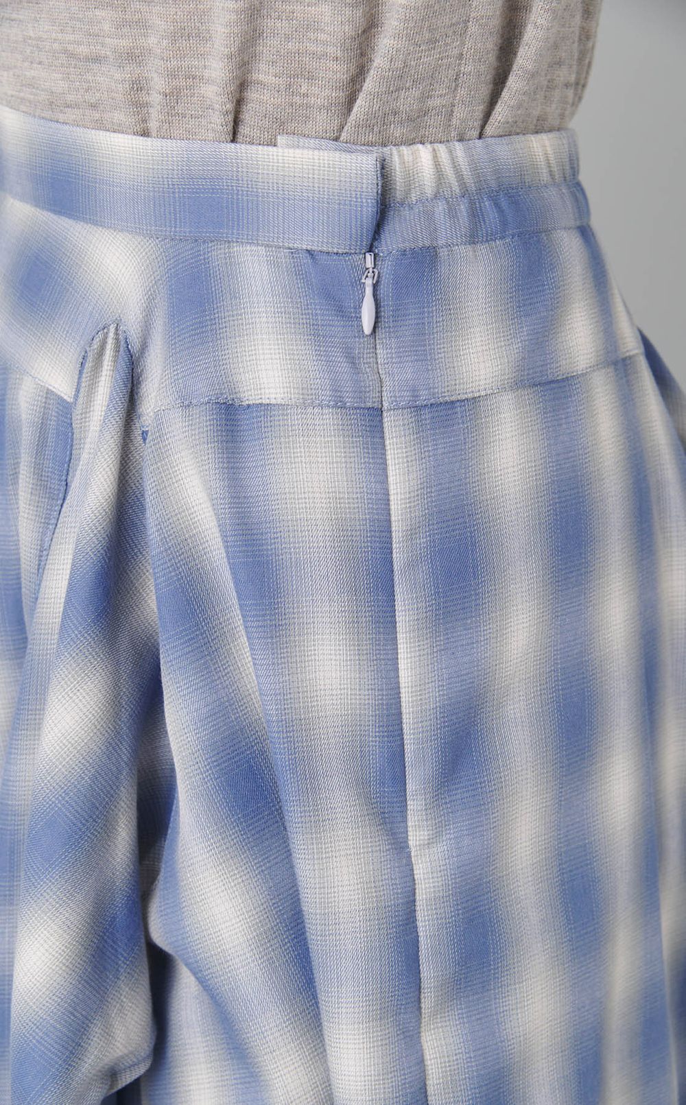 シャツドッキングチェックスカート