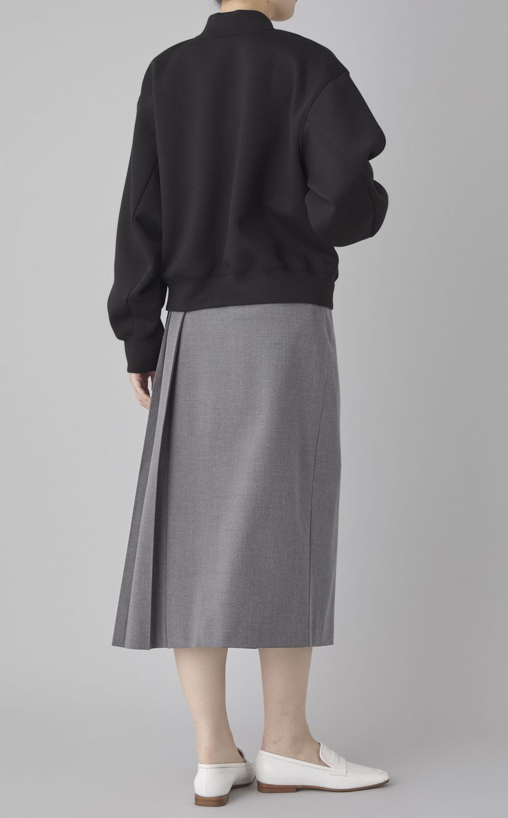 ボリュームスリーブジップアップブルゾン