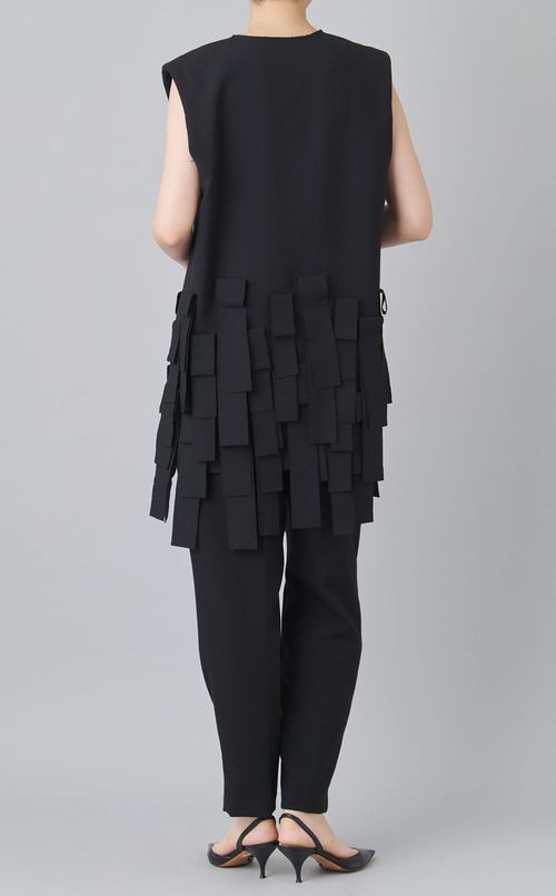 Vネックフリンジジレブラウス