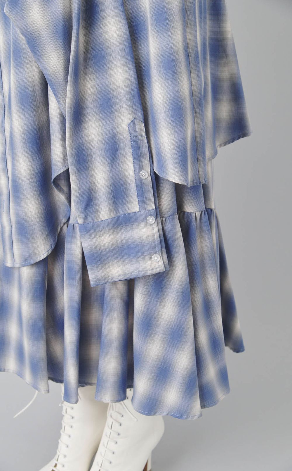 シャツドッキングチェックスカート