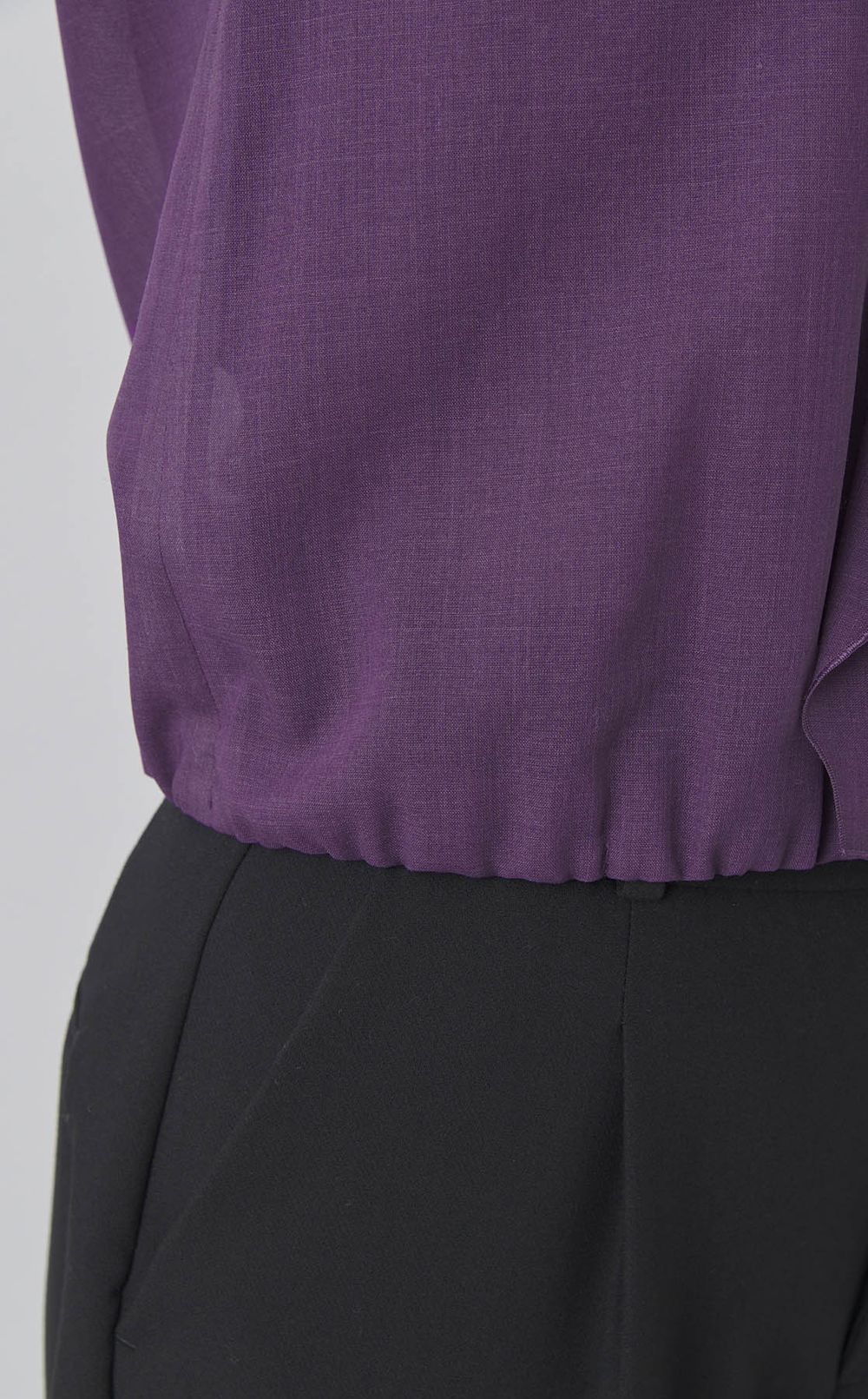 ウールボイルフリルブラウス