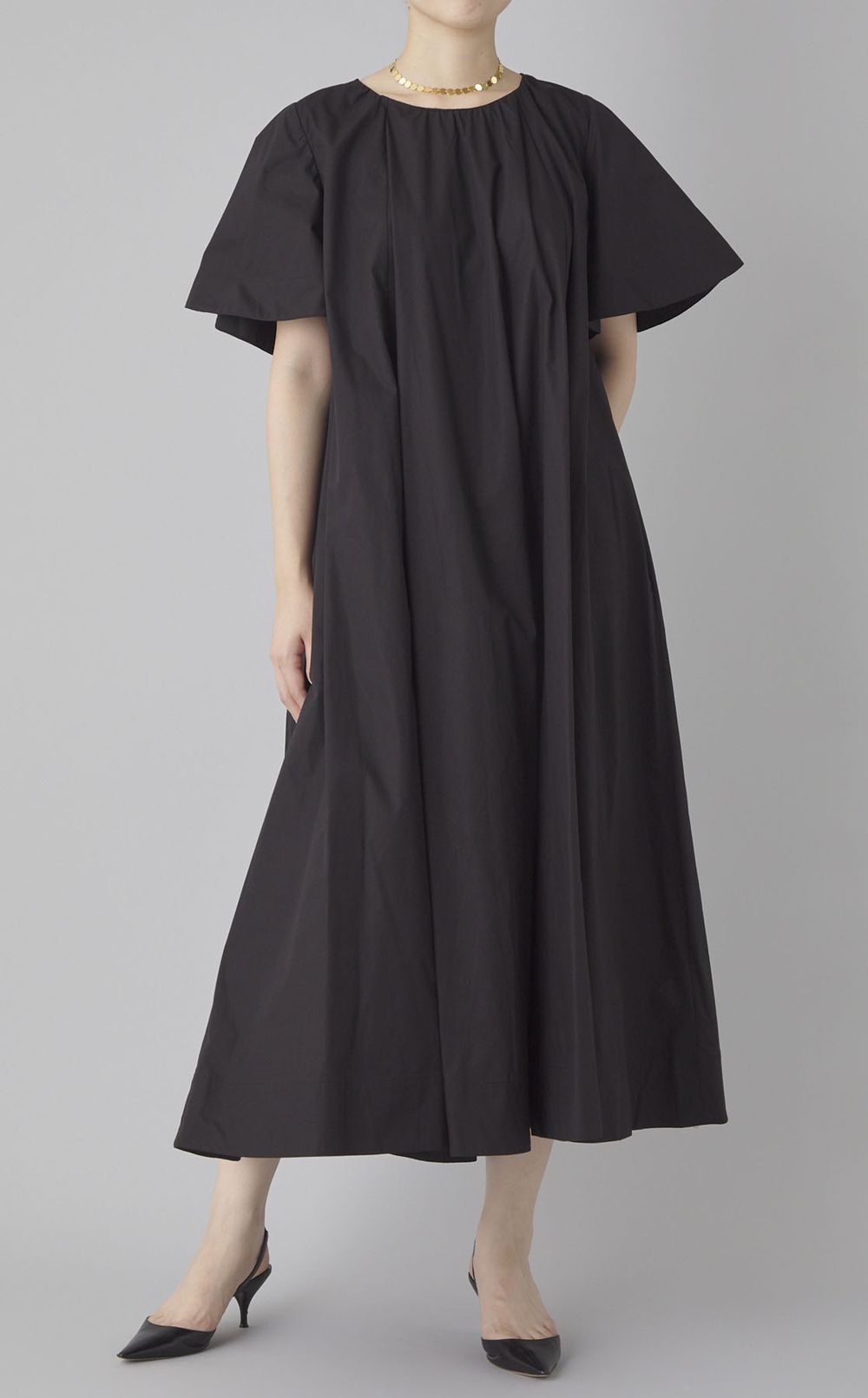 ウィングスリーブロングワンピース