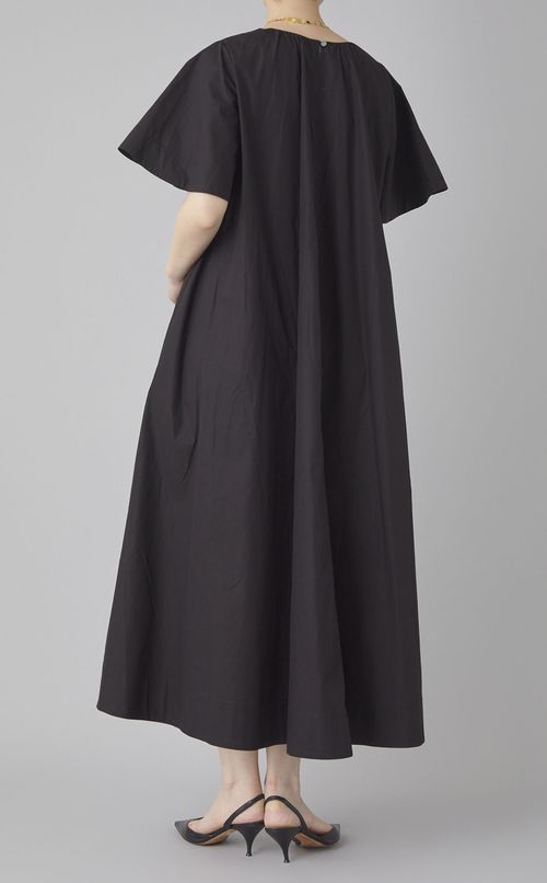ウィングスリーブロングワンピース