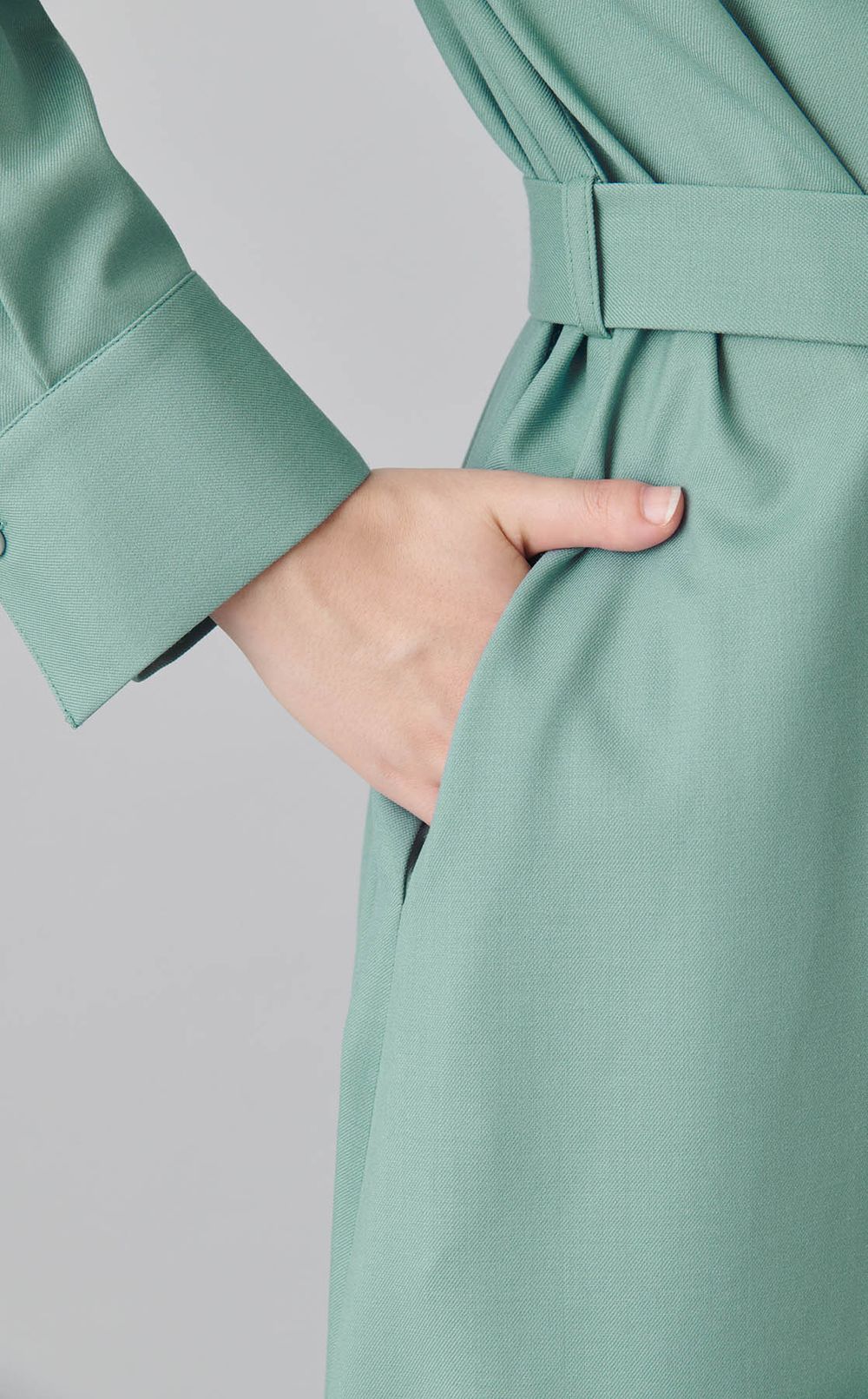 ベルト付きウールシャツワンピース