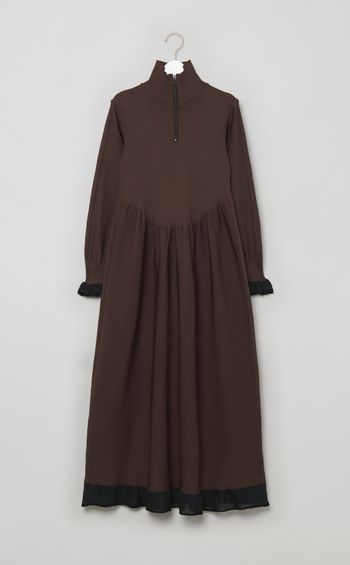 ハイネックフリルスリーブワンピース