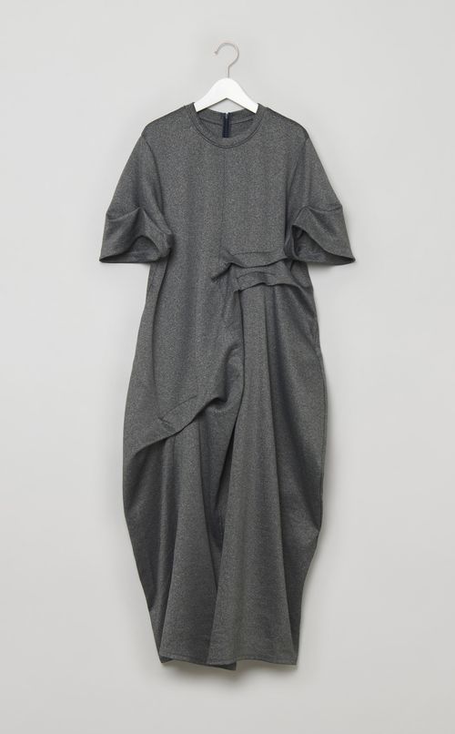 タックディティールワンピース