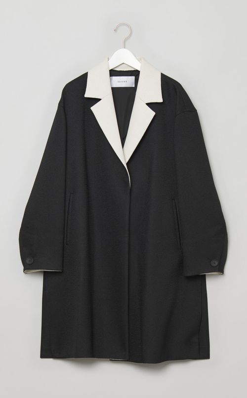 ジャージーテーラードコート