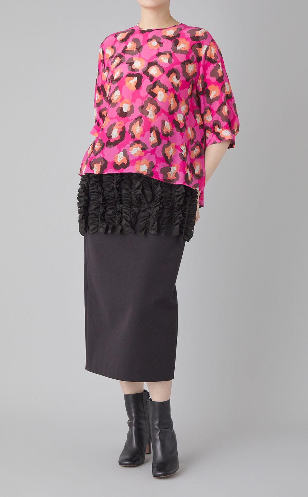 ギャザーフリルペンシルスカート