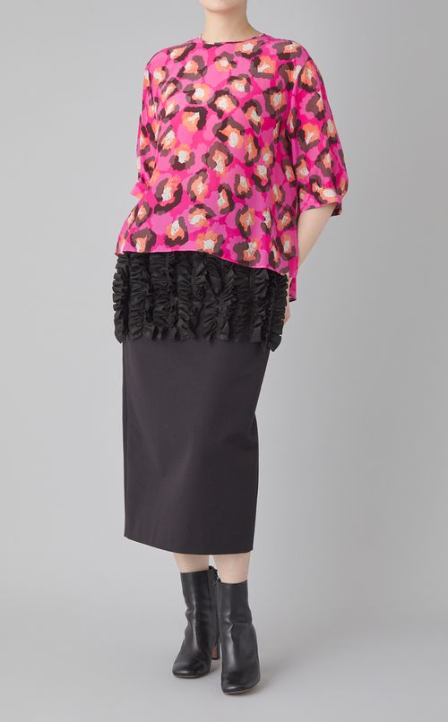 ギャザーフリルペンシルスカート