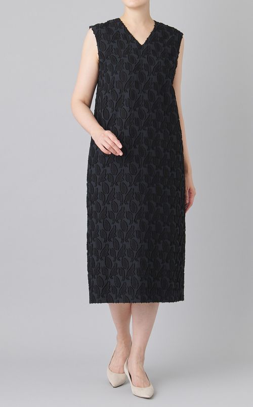 Vネック Iラインワンピース