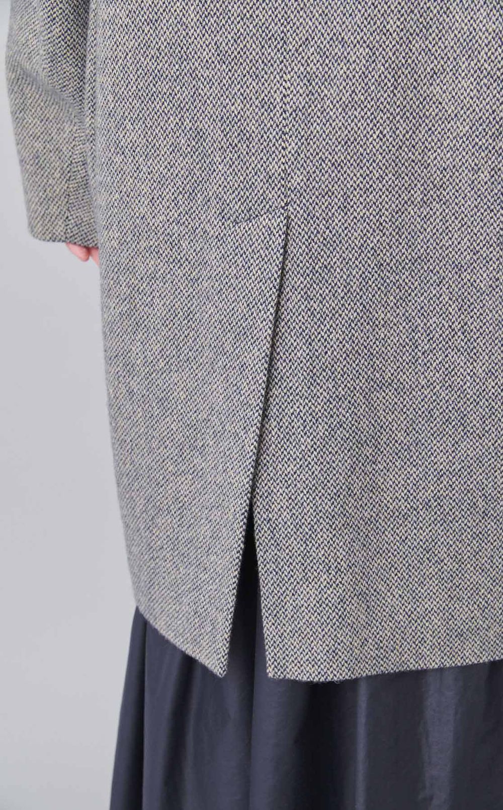 ウールヘリンボーンシングルコート