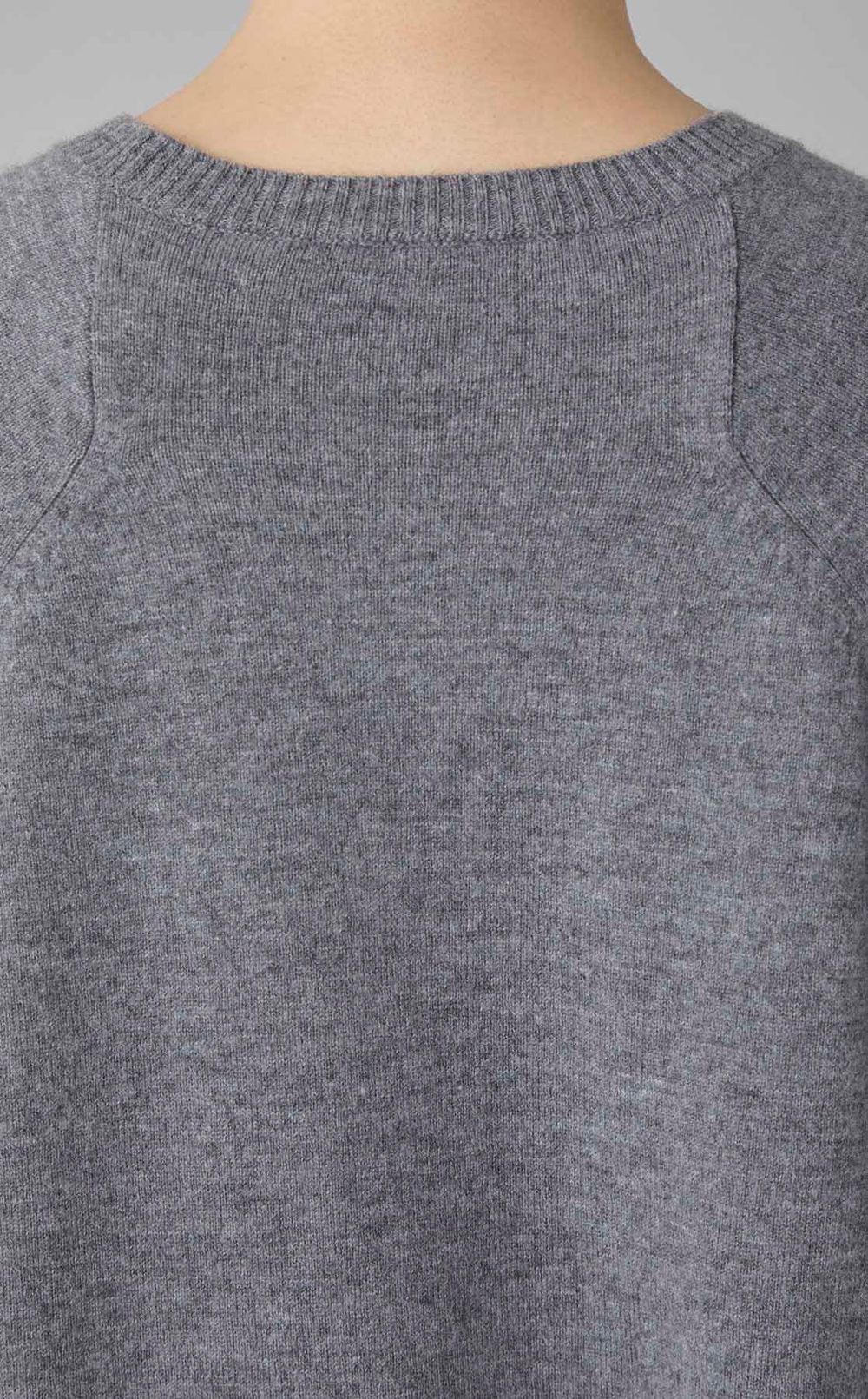 ウールクルーネックニットプルオーバー