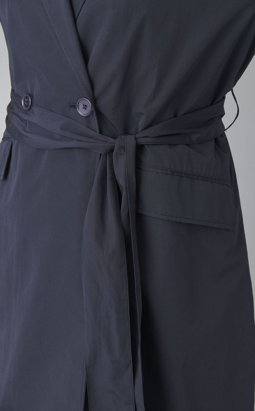 タフタチェスターコート