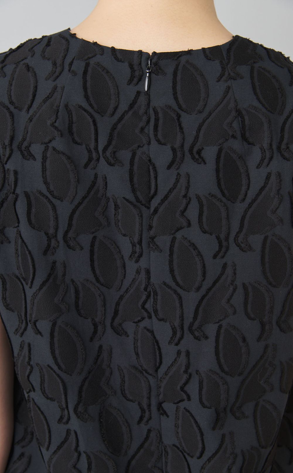 Vネック Iラインワンピース