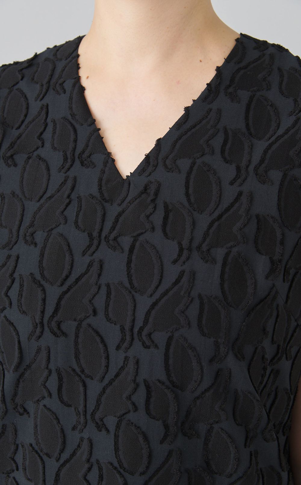 Vネック Iラインワンピース