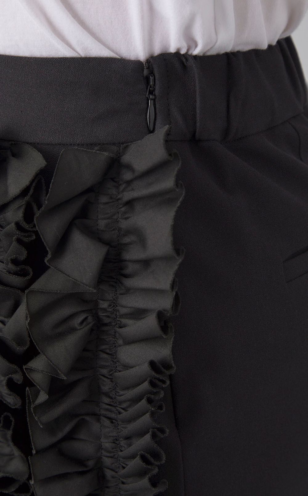 ギャザーフリルペンシルスカート