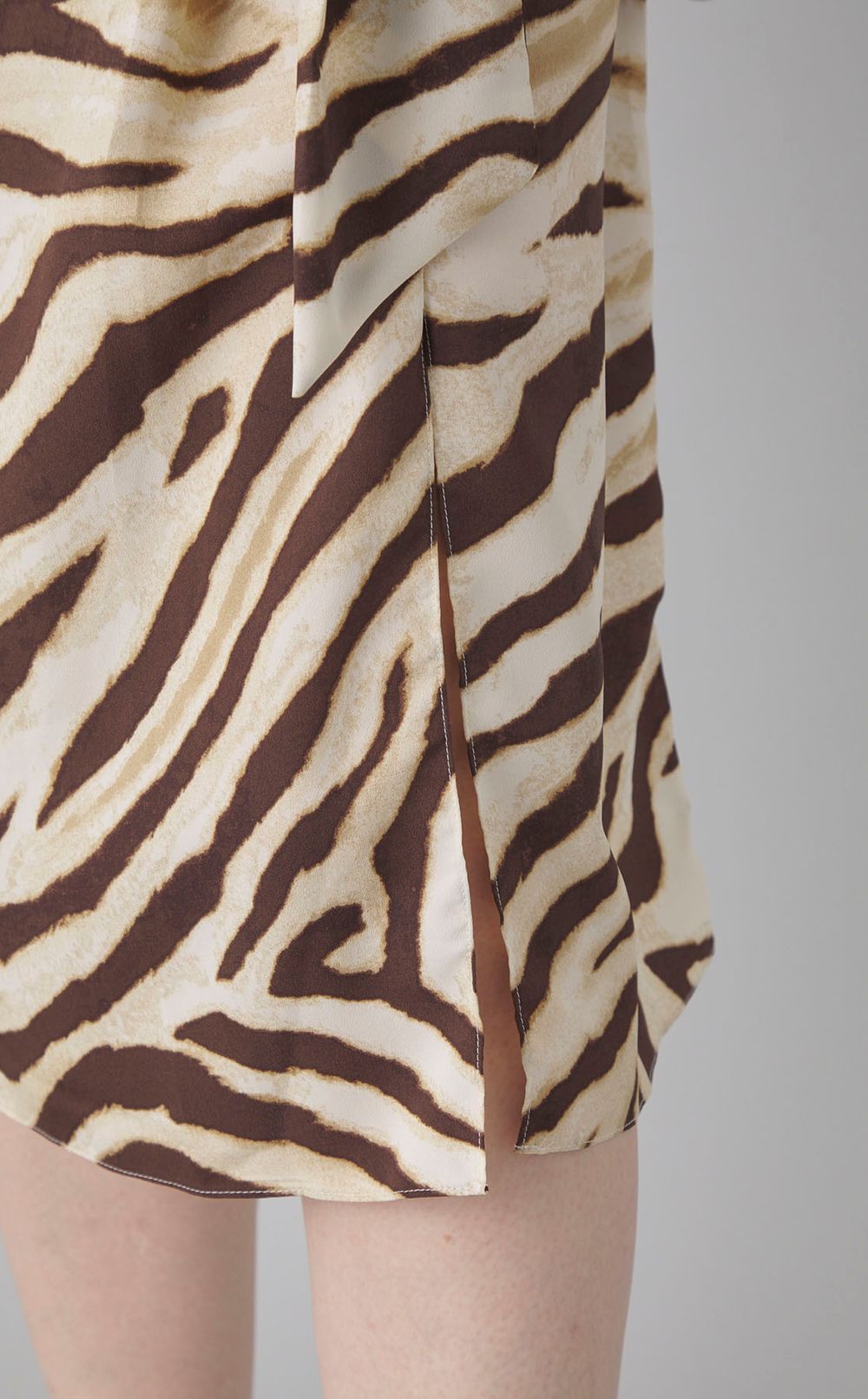 ゼブラプリントシャツワンピース