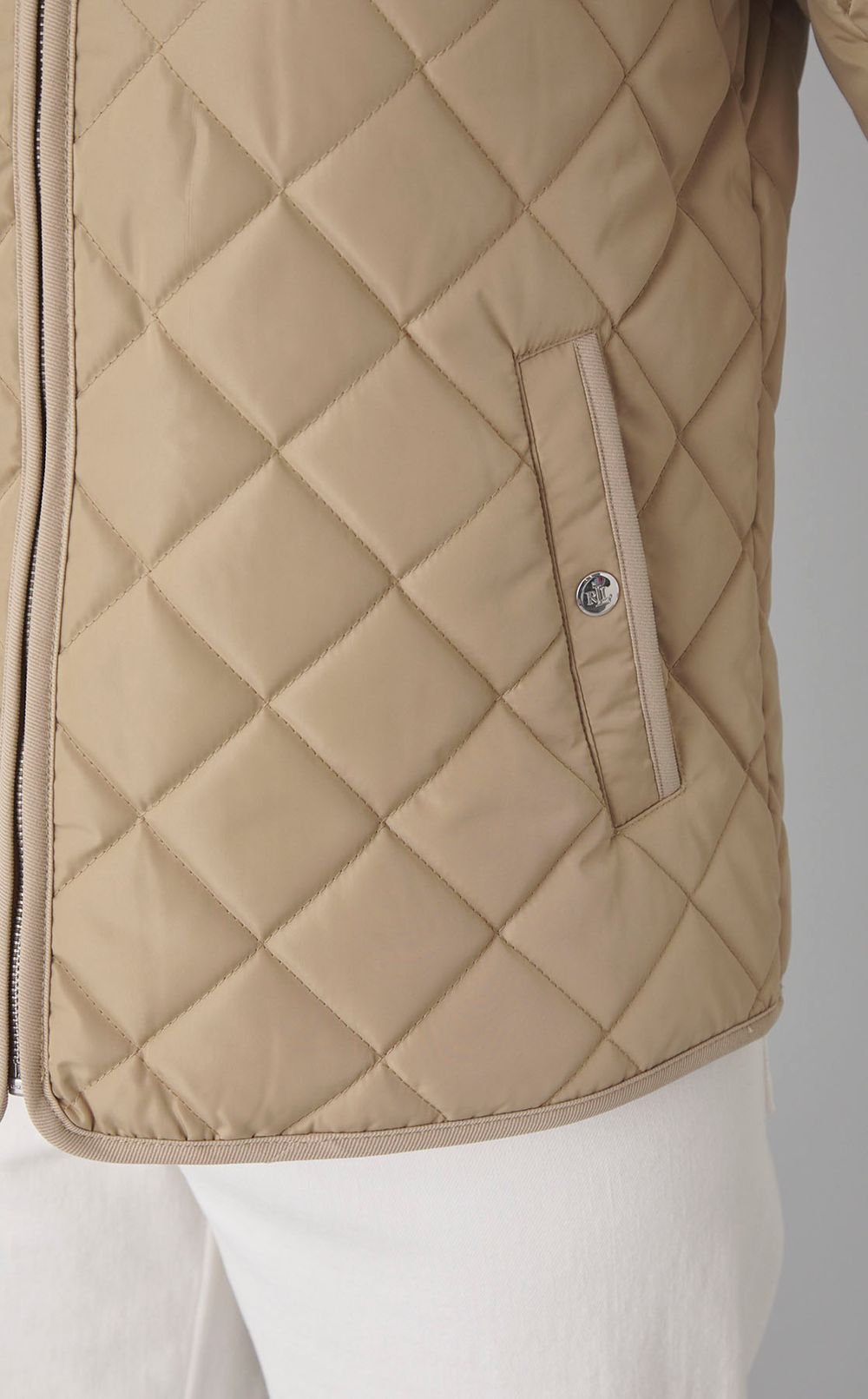 中綿キルティングジップブルゾン