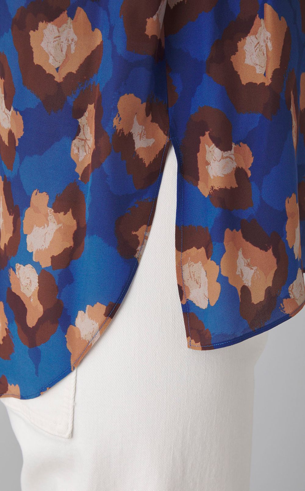 レオパードプリントブラウス