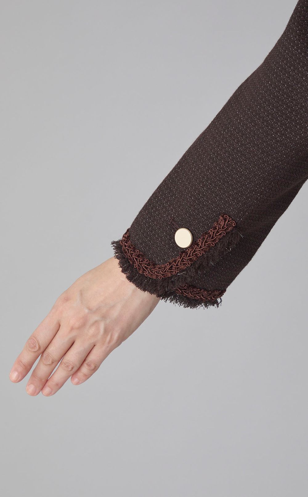 パイピングノーカラージャケット