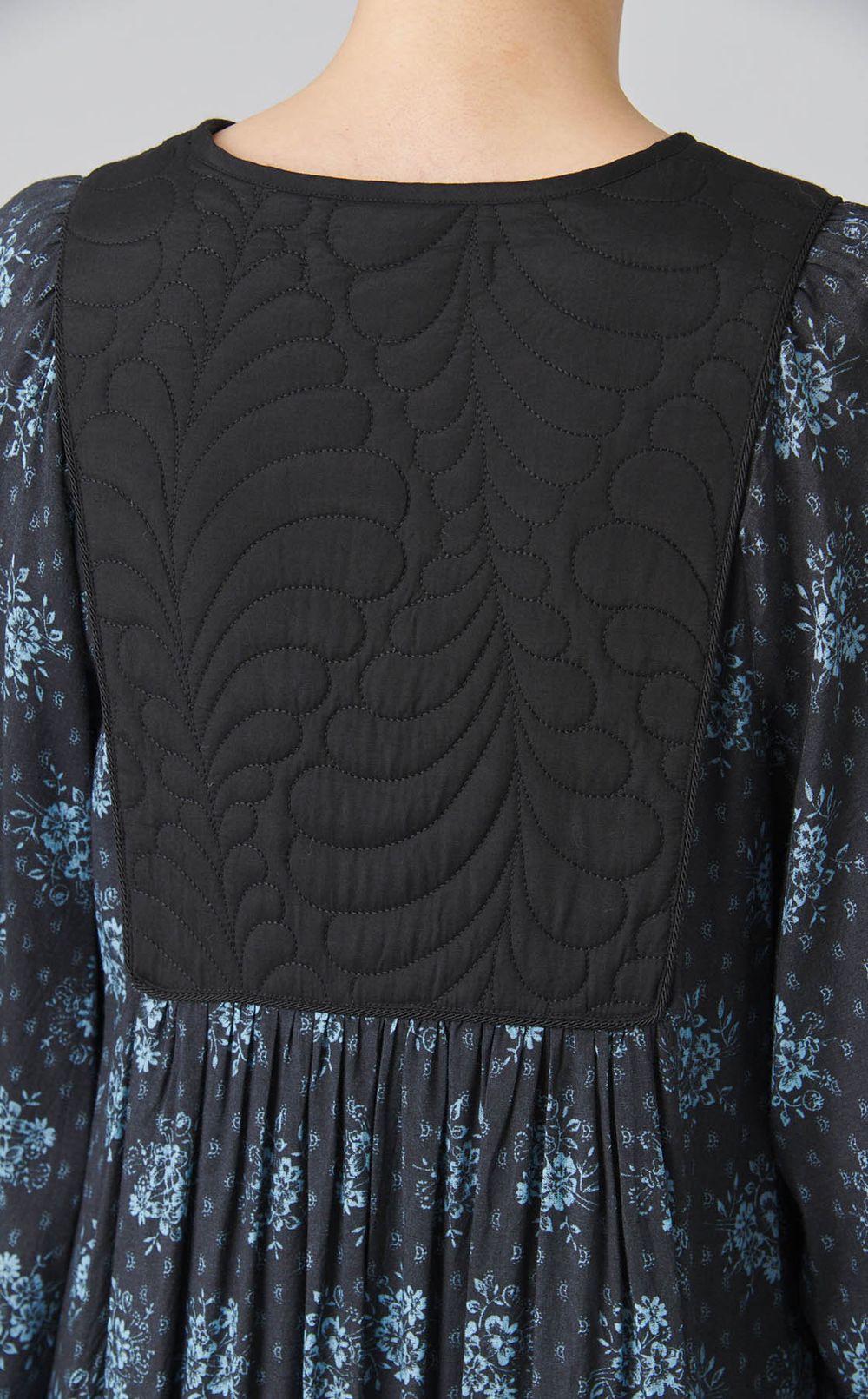 ジャガードポピープリントヨークワンピース