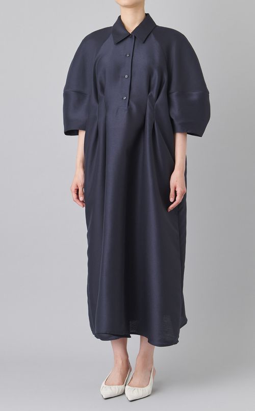 フォームスリーブワンピース