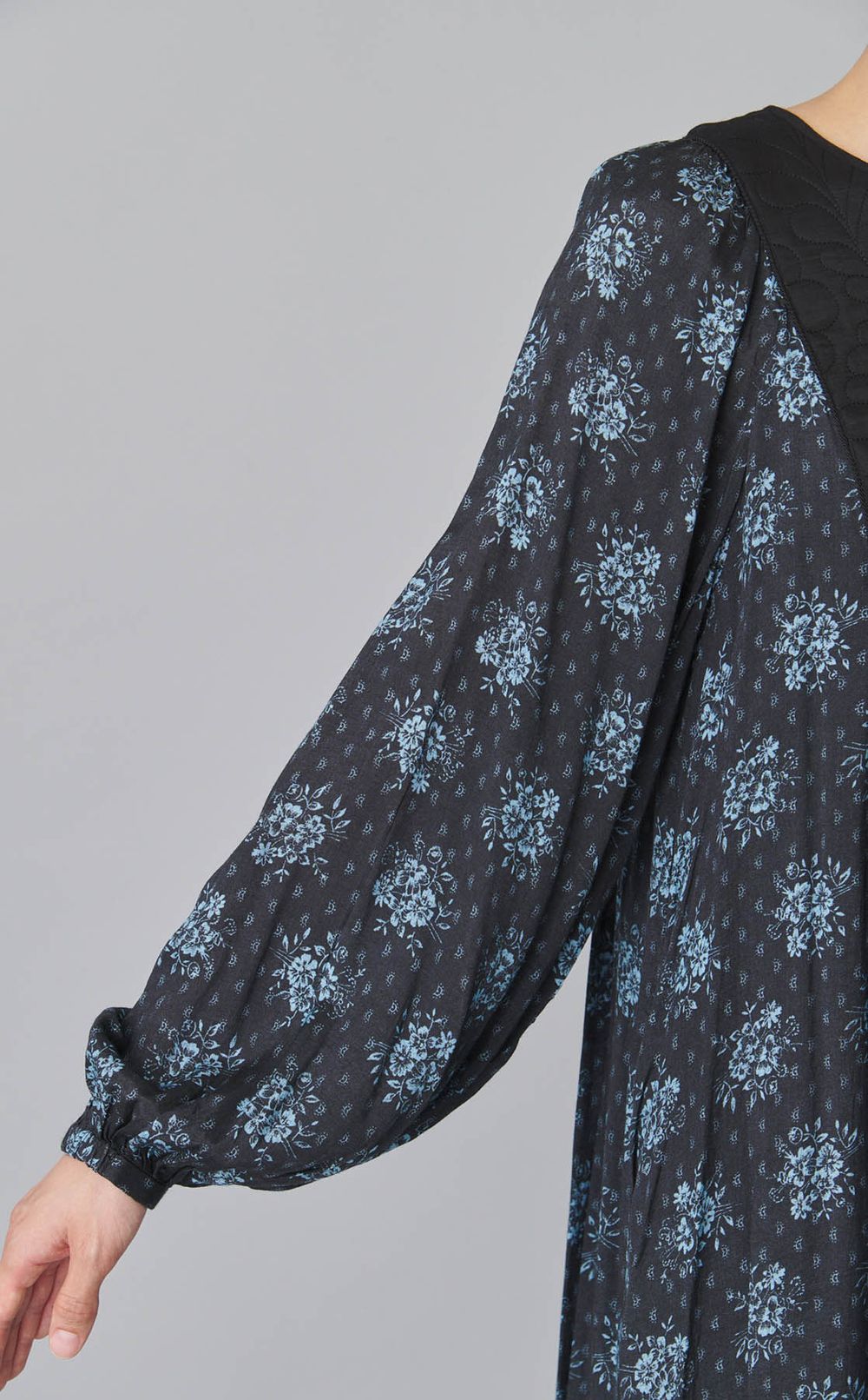 ジャガードポピープリントヨークワンピース