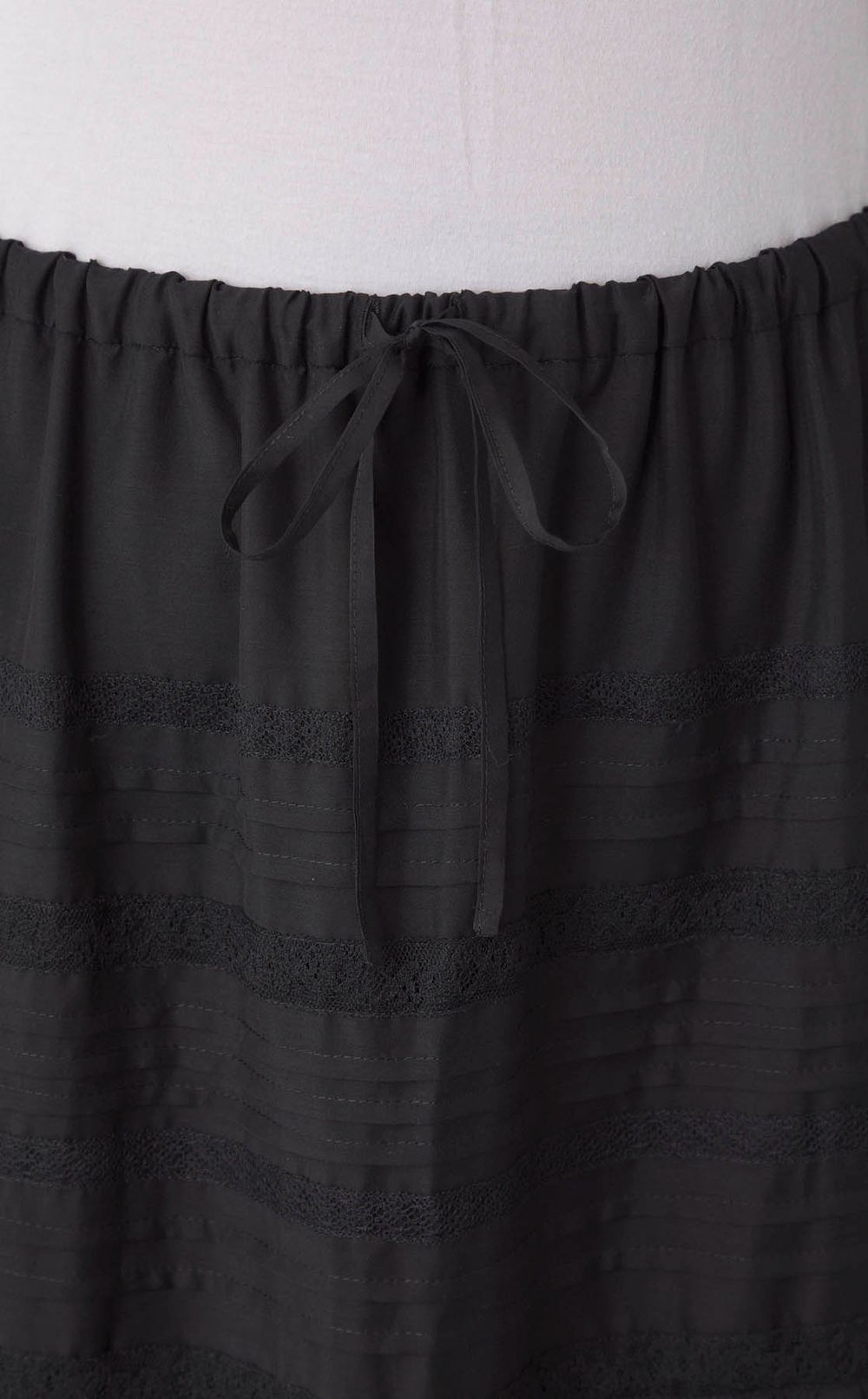 レースレイヤードスカート