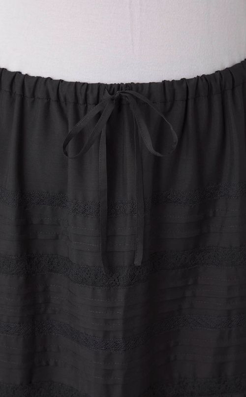 レースレイヤードスカート