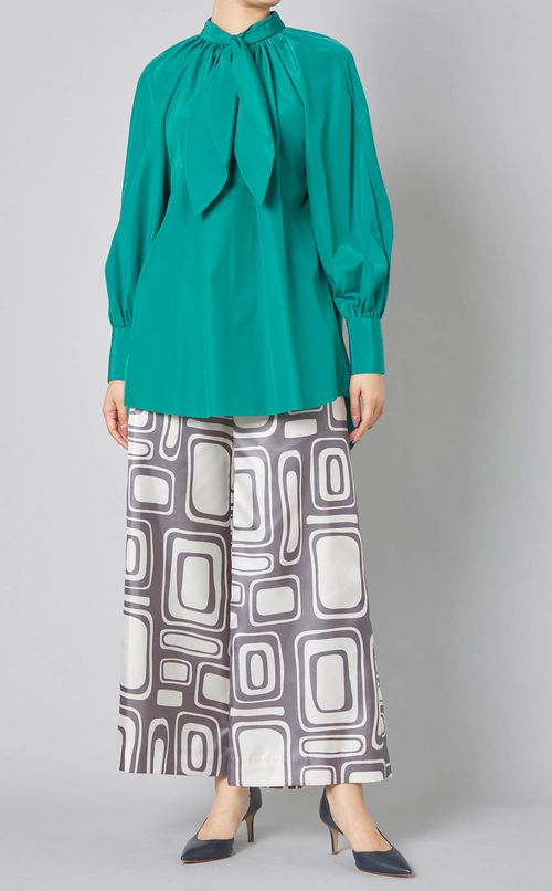 グログランタイタックブラウス