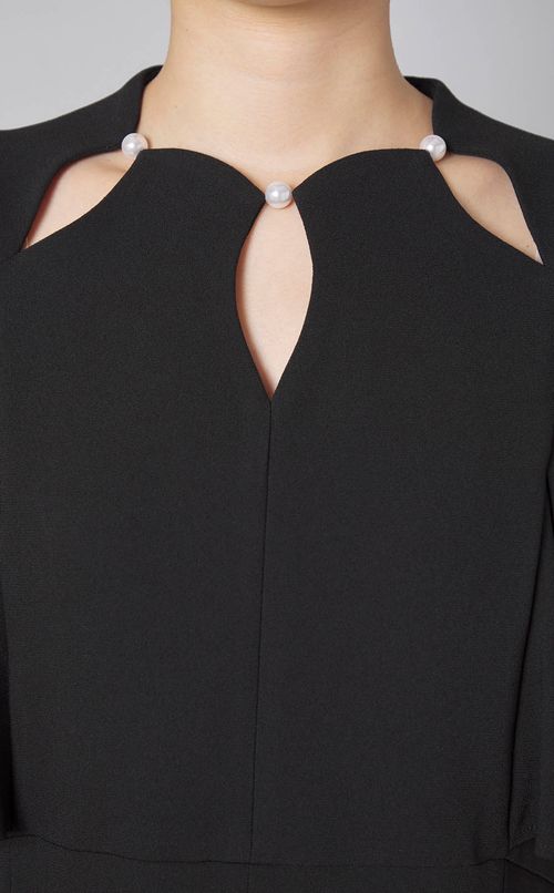 パールクリスタルペタルドレス