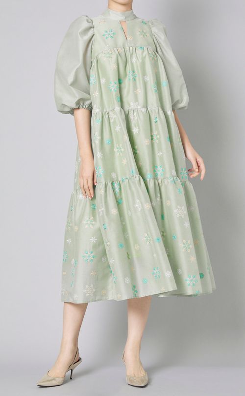 スノー刺繍ティアードドレス