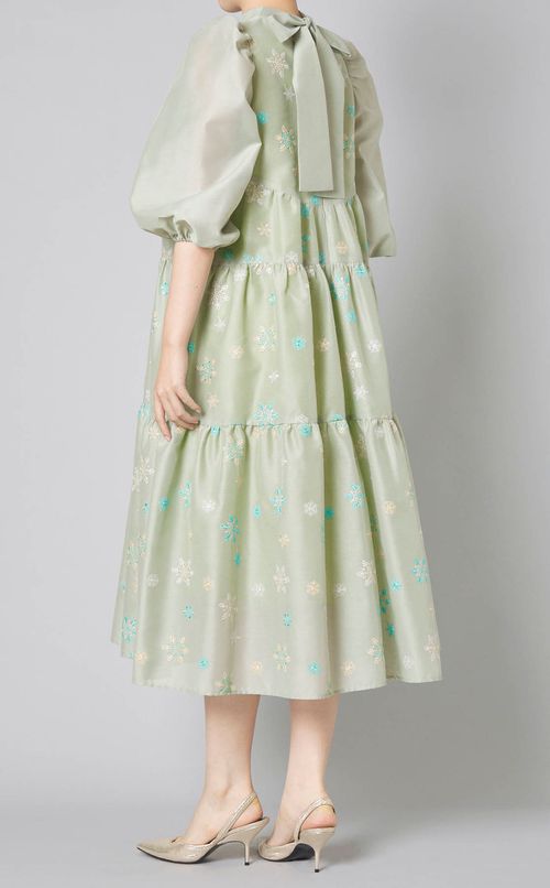 スノー刺繍ティアードドレス