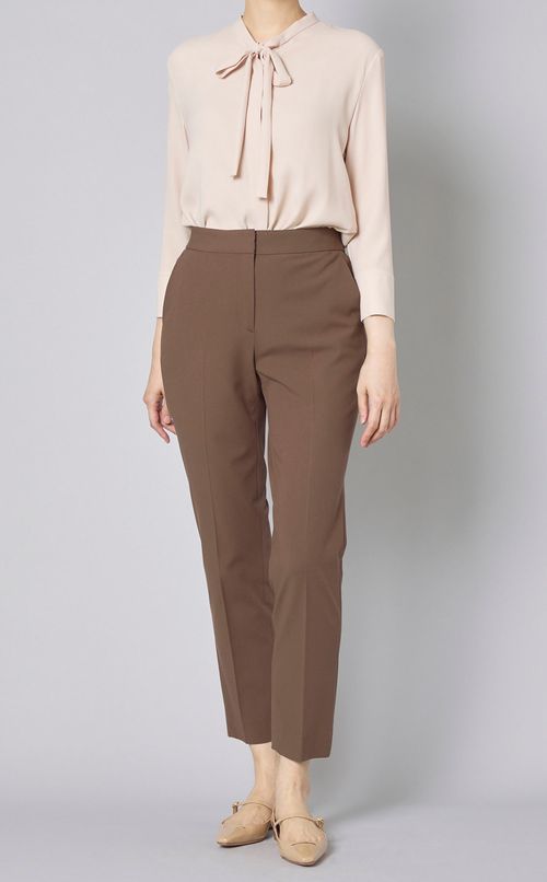 センタープレススリムテーパードパンツ