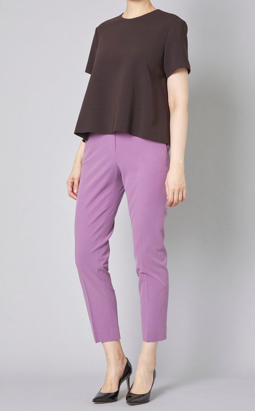 センタープレススリムテーパードパンツ